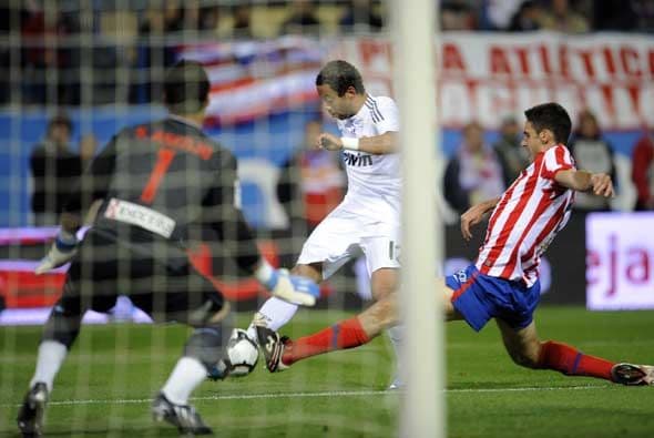 Marcelo, en esta jugada, amplió la ventaja de los merengues.