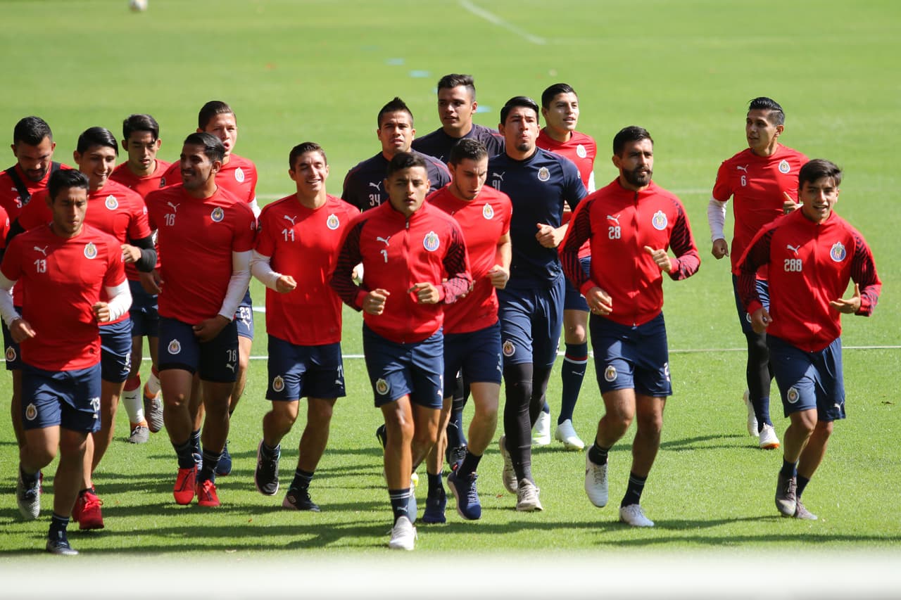 Los ánimos en la nómina de Chivas de Guadalajara son de tensión en medio de la cercanía al descenso del equipo en la Liga MX, situación que busca cambiar Tomas Boy, en una jornada con visita de Amaury Vergara.