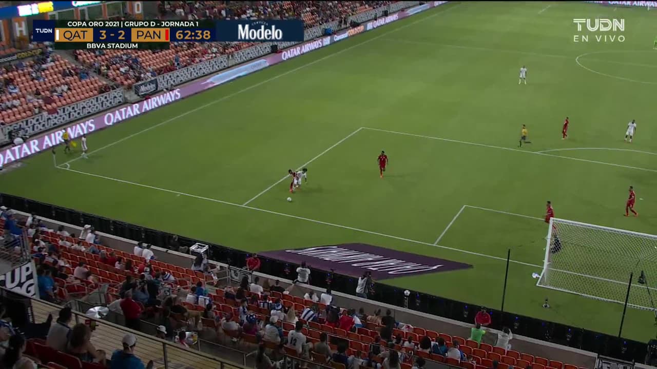 ¡GOL!  anota para Catar. Hasan Khalid Al Haydos