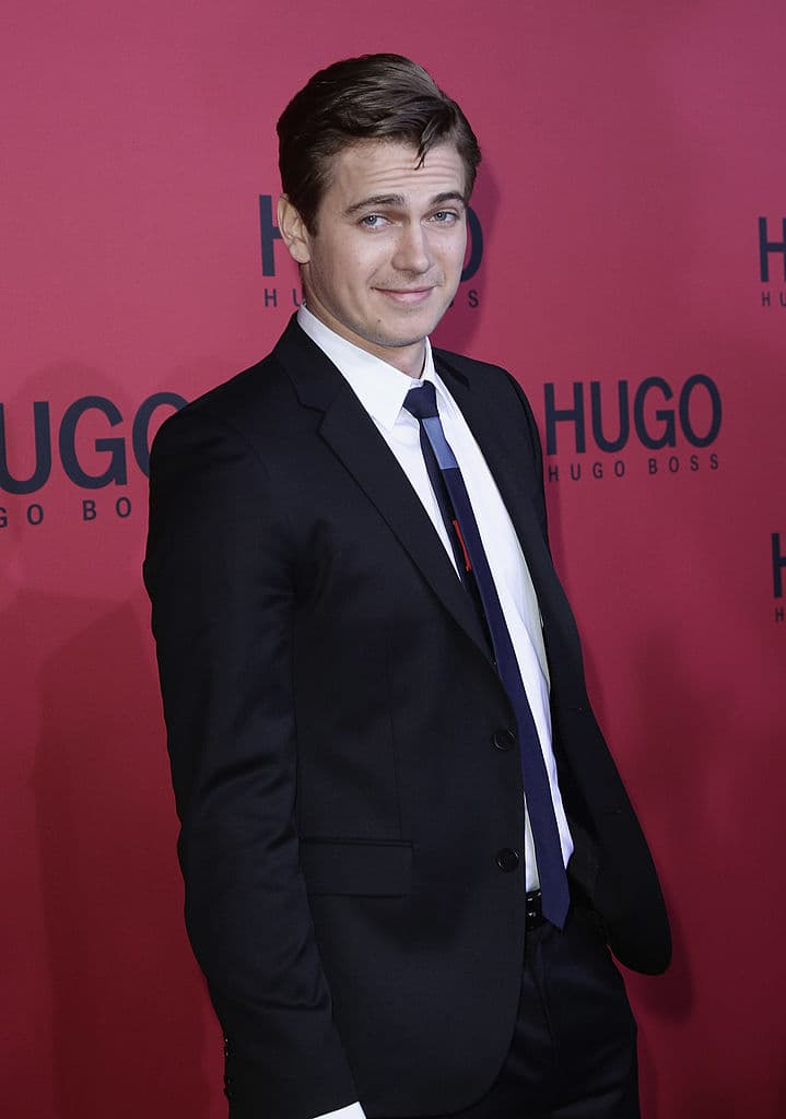 Hayden Christensen se vuelve galáctico una vez más.