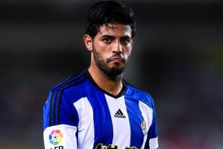 Ni la participación de Carlos Vela los 90 minutos pudo evitar la inesperada derrota de los vascos en Anoeta.