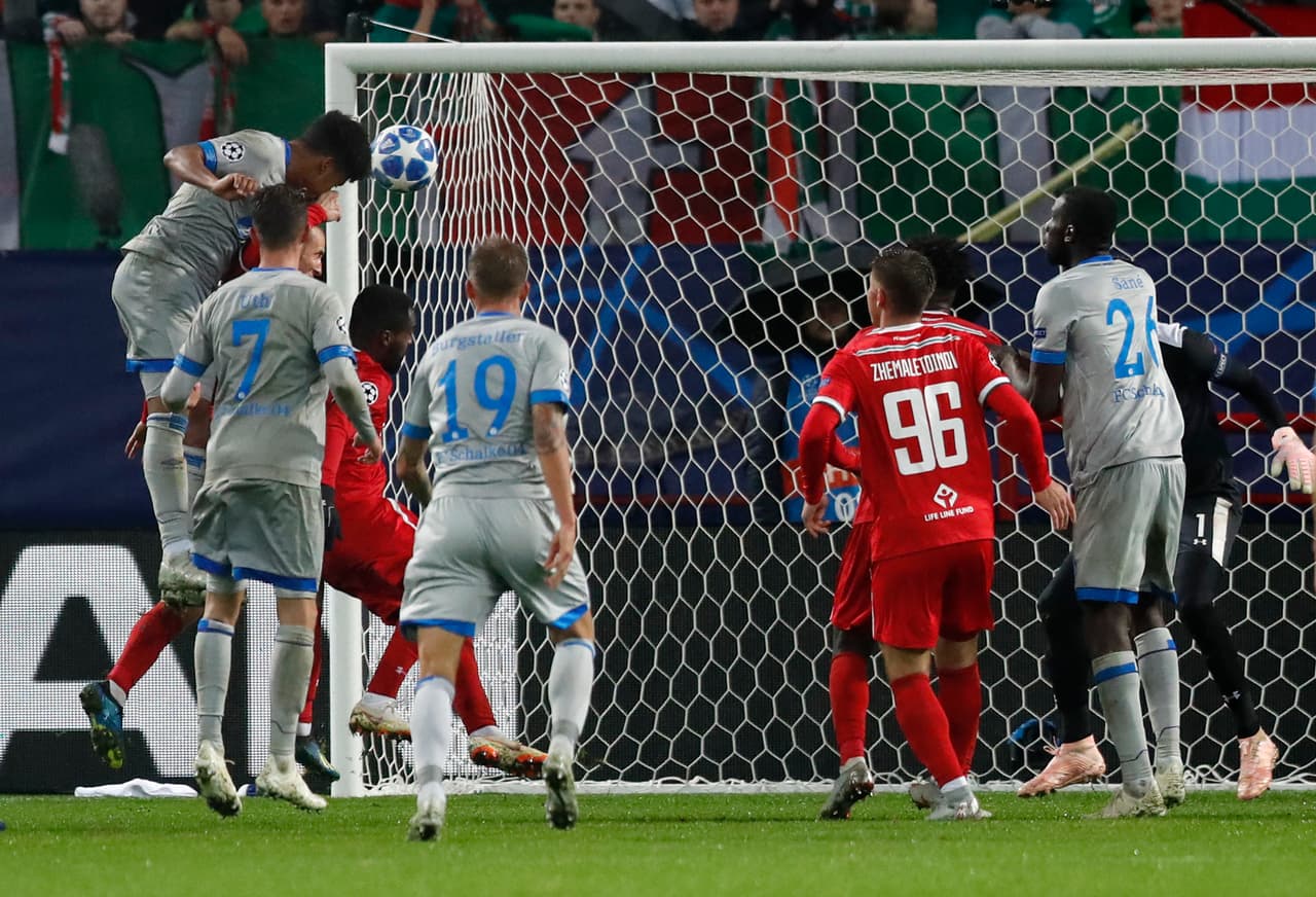 Justamente, un centro del ucraniano encontró a McKennie en el área para conseguir el agónico gol al minuto 88.