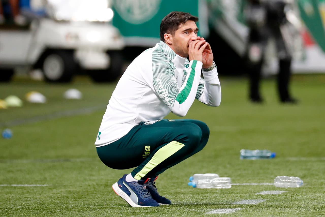 Entrenador del Palmeiras acusa a Gignac de presionar al árbitro