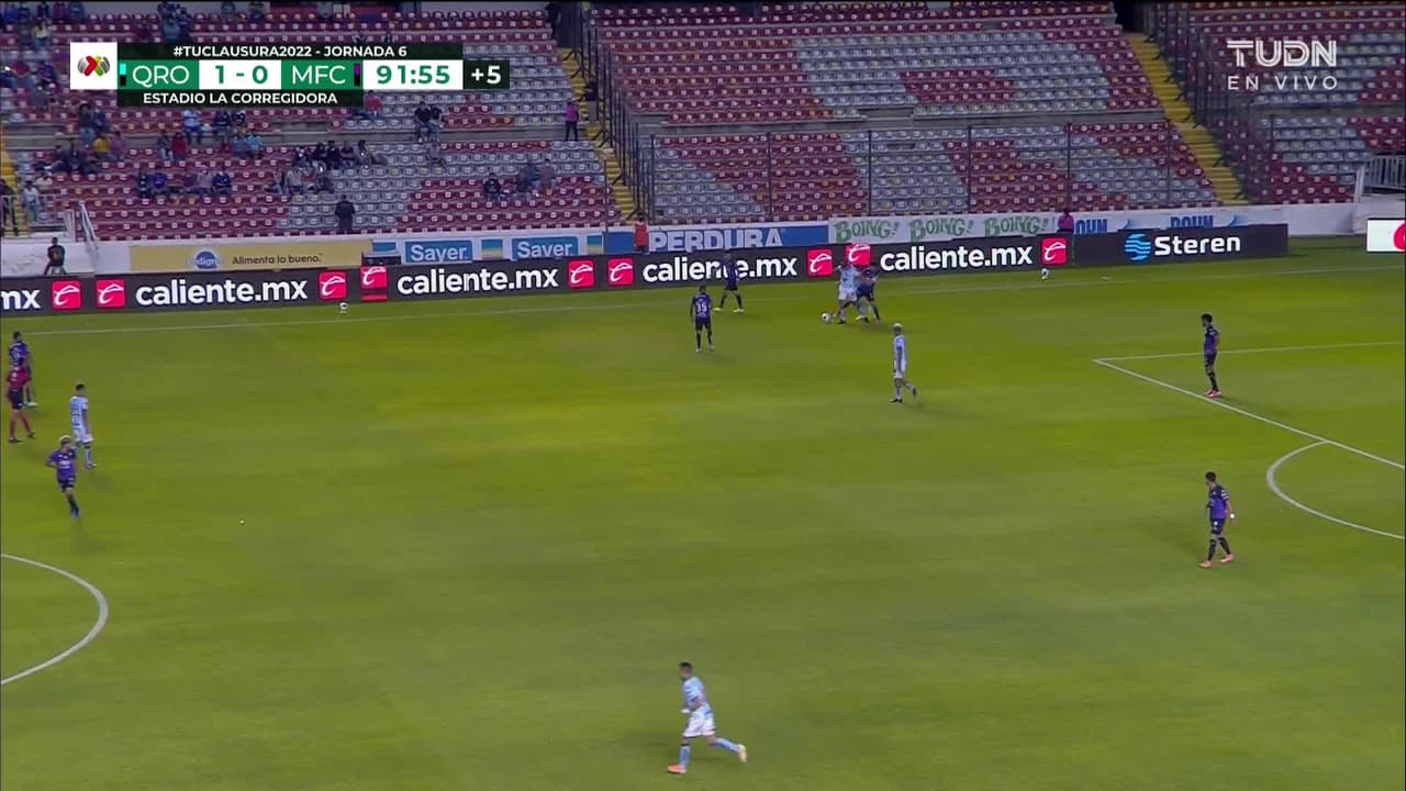 ¡GOOOL! Ángel Sepúlveda anota para Querétaro.