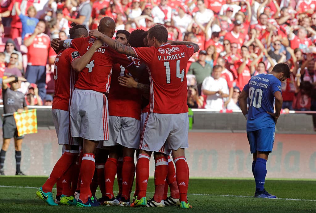 Las Águilas superaron 4-0 al Feirense