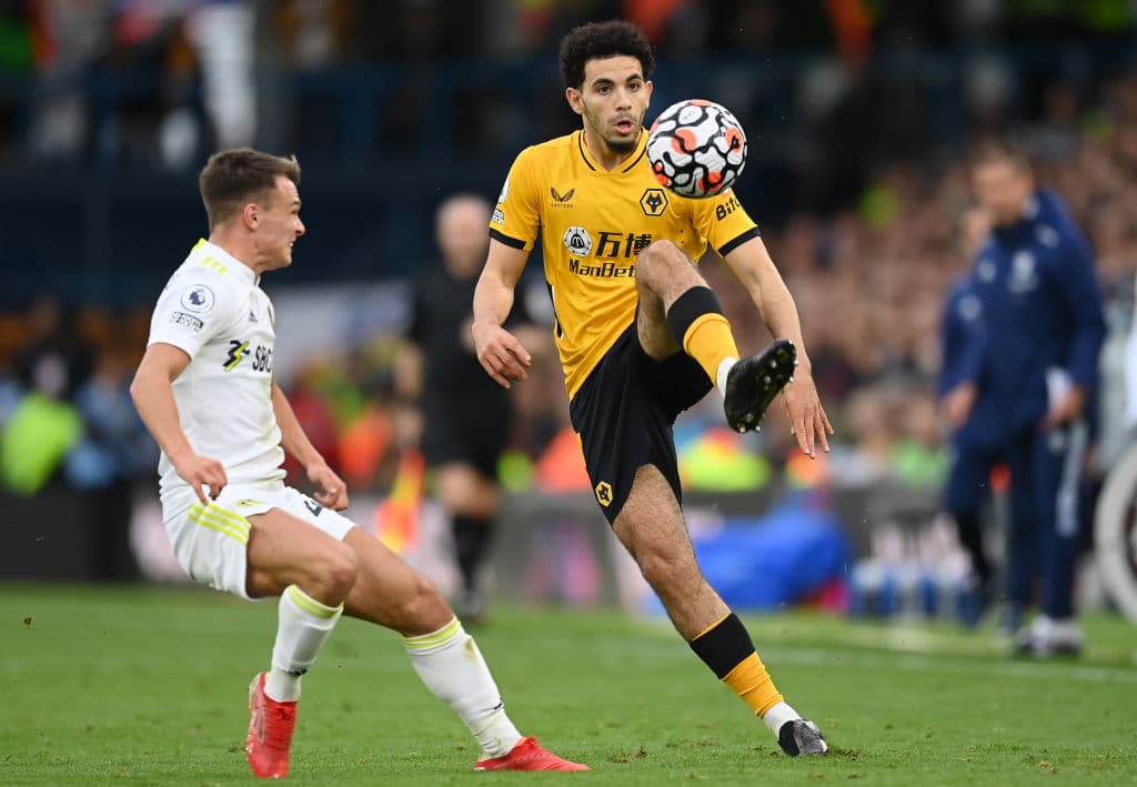 Rodrigo Moreno no desaprovecha el penal que le regalaron al inuti 90+4 y hace que el Leeds United y el Wolverhampton empaten 1-1 y dividan los puntos.