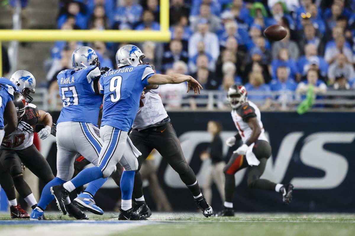 La fuerza en el brazo no es algo que puedas seleccionar, porque los otros elementos de un quarterback son más significantes. Pero mientras estamos soñando con el pasador perfecto, vamos a darle a nuestro hombre lo que Stafford tiene. Si pudiéramos combinar el brazo con toque, sería difícil de superar. Clásico ejemplo: John Elway (AP-NFL).