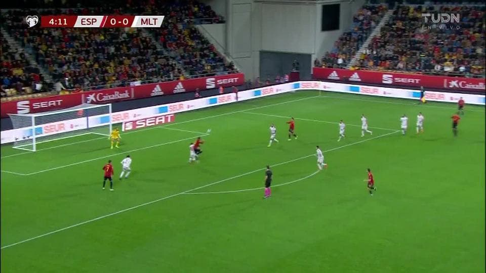 Tiro desviado de Sergio Ramos