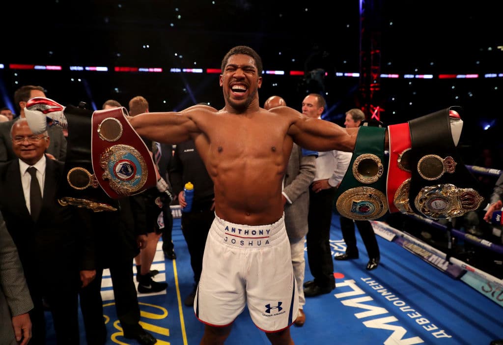 1) 
<b>Anthony Joshua (22-0)</b>. El pasado 22 de septiembre superó a Alexander Povetkin con nocaut en el séptimo asalto. Su próxima pelea es el 13 de abril, lo que falta saber es quién será el rival...