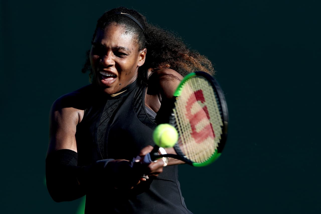 Serena no pudo contener a su rival y perdió también el primer juego del segundo set.