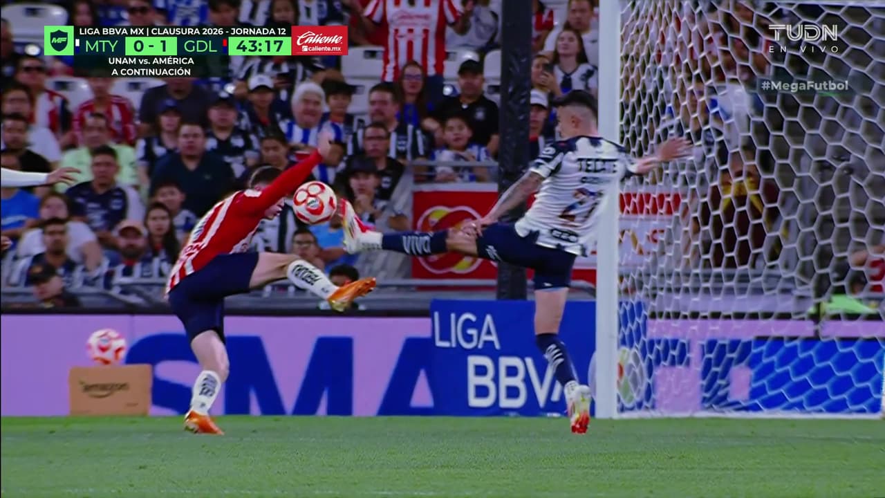 ¡Hormiga casi hace el segundo! Rayados se equivoca en la salida pero hubo mano previa