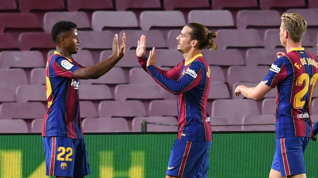 Griezmann defiende a Ansu Fati por posible racismo en España