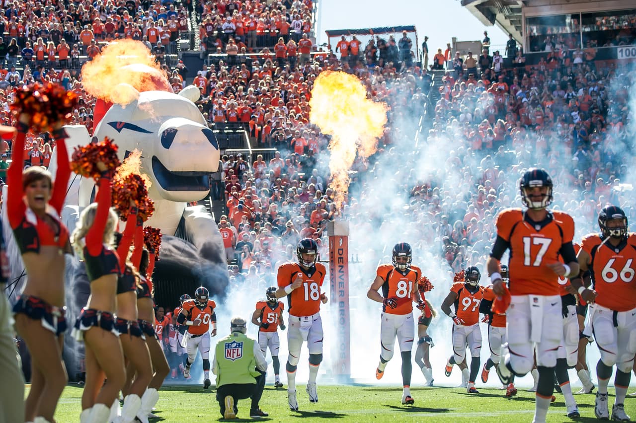 <b>3) 2013 DENVER BRONCOS</b>