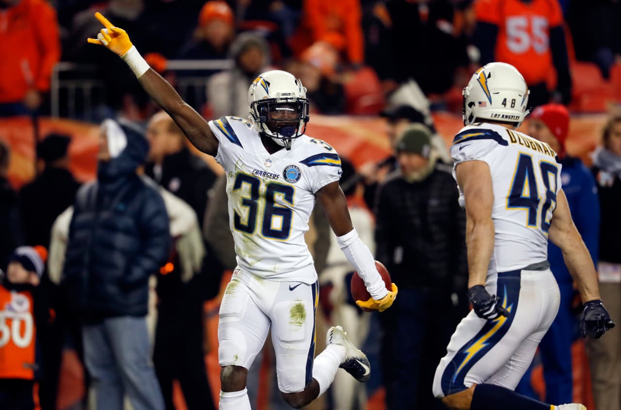 <b>9. Los Angeles Chargers. </b>Con el mismo récord de los Kansas City Chiefs (12-4) son el comodín más peligroso de la AFC, sin duda el equipo sorpresa hasta el momento.