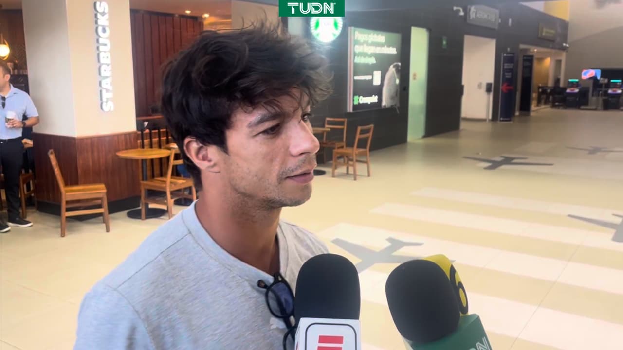 ¿Doble desventaja para Rayados? Óliver Torres habla tras retraso de vuelo