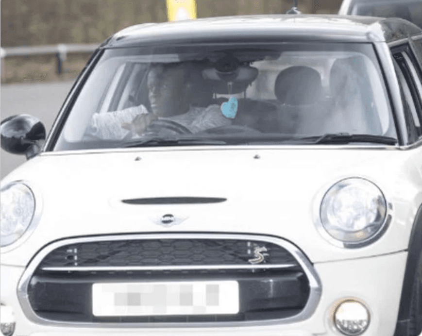 N’Golo Kanté maneja un auto de 2015 pese a ganar millones