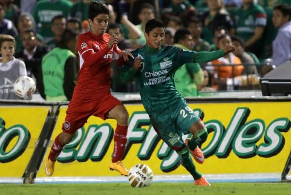 Luego del descanso, Carlos Orrantia generó peligro con sus debordes por el costado izquierdo.