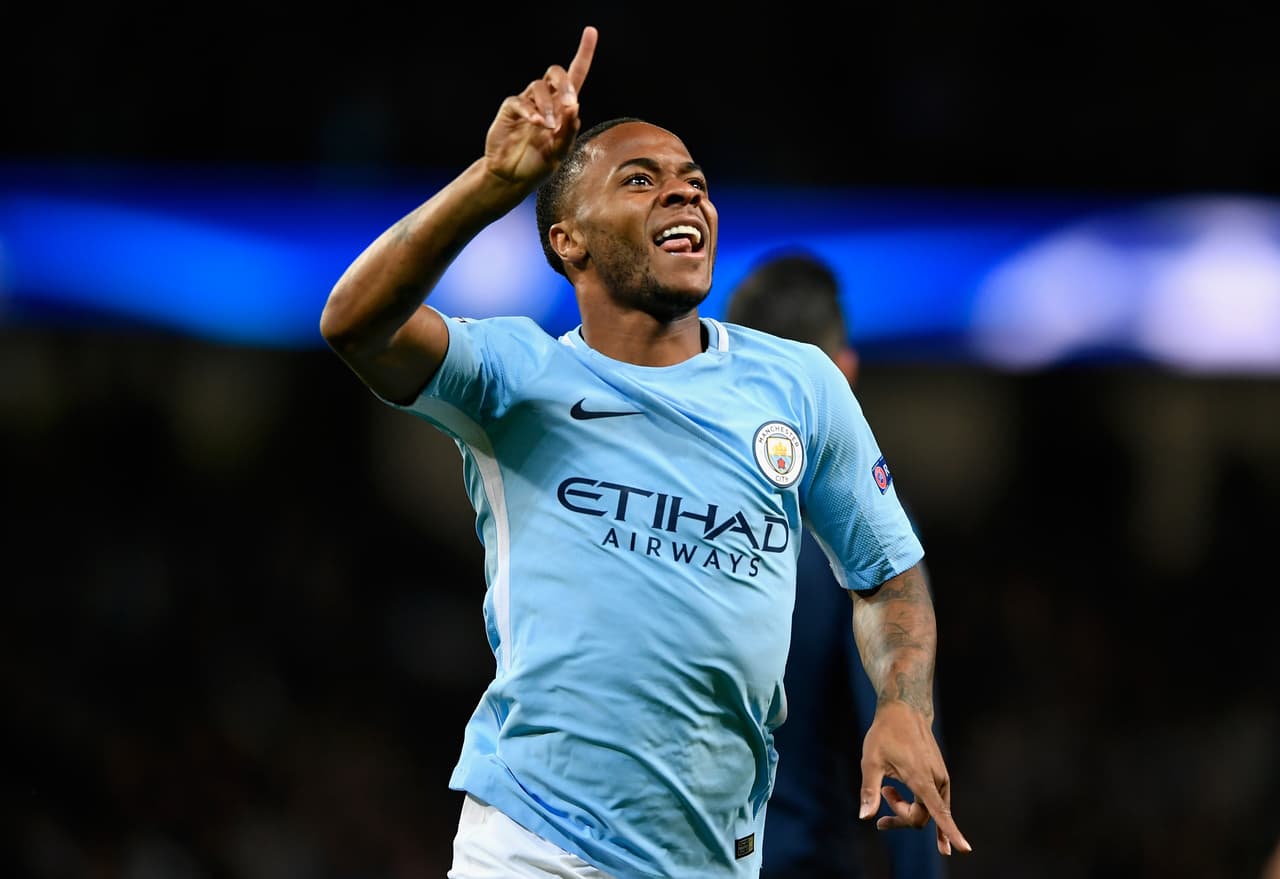 (2014) Raheem Sterling: cuando jugaba para el Liverpool era una de sus mejores armas por los extremos. Se ganó un nombre en la Premier y el Manchester City decidió contratarlo. Actualmente es un fijo de Pep Guardiola en su equipo.