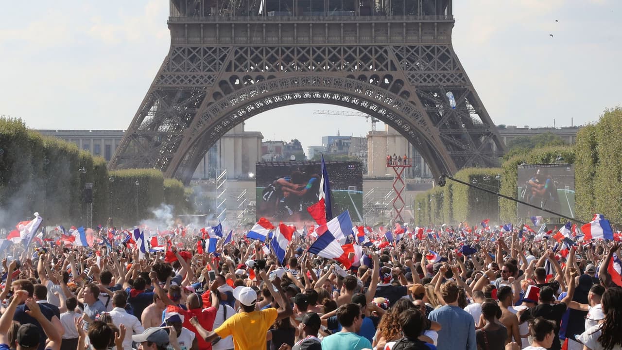 Festejos en París: Francia, la única selección que ha repetido título mundial en los últimos 20 años