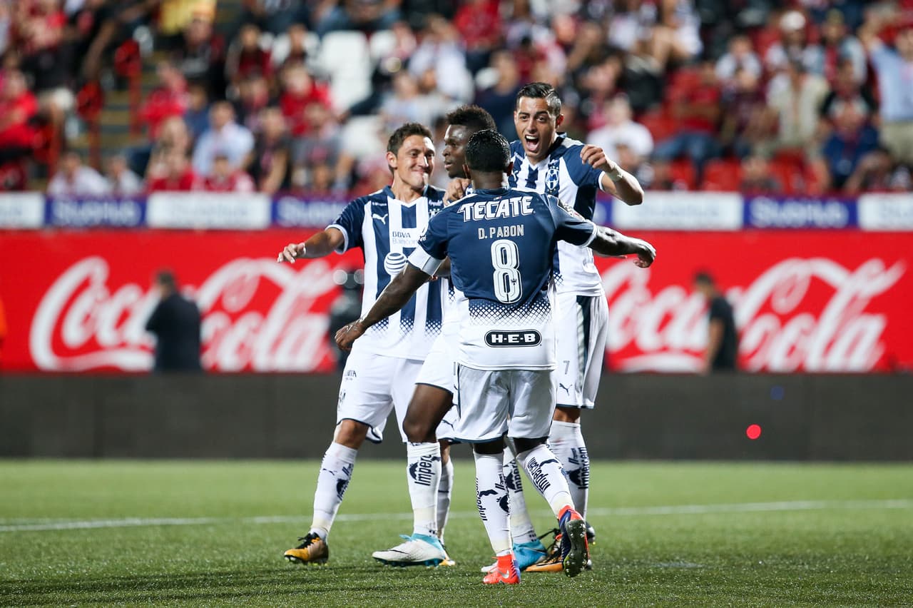 La celebración de los compañeros con Avilés tuvo mucha emoción, entre la nostalgia por Xolos y la alegría por su gran presente.