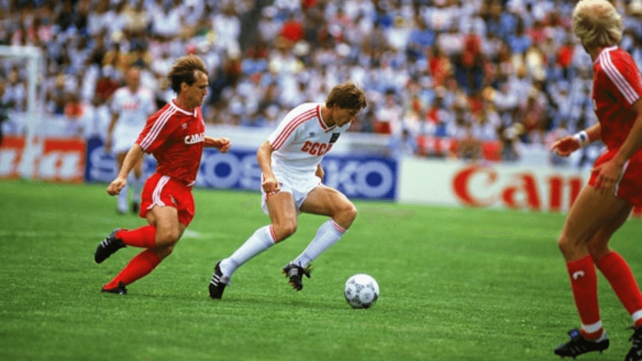 La Selección de Francia no jugó en ese inmueble, pero ahí se sucitó la goleada de 6-0 por parte de la Unión Soviética ante Hungría, posteriormente el triunfo de 2-0 de Hungría sobre Canadá y finalmente la victoria de Unión Soviética por 2-0 ante Canadá.