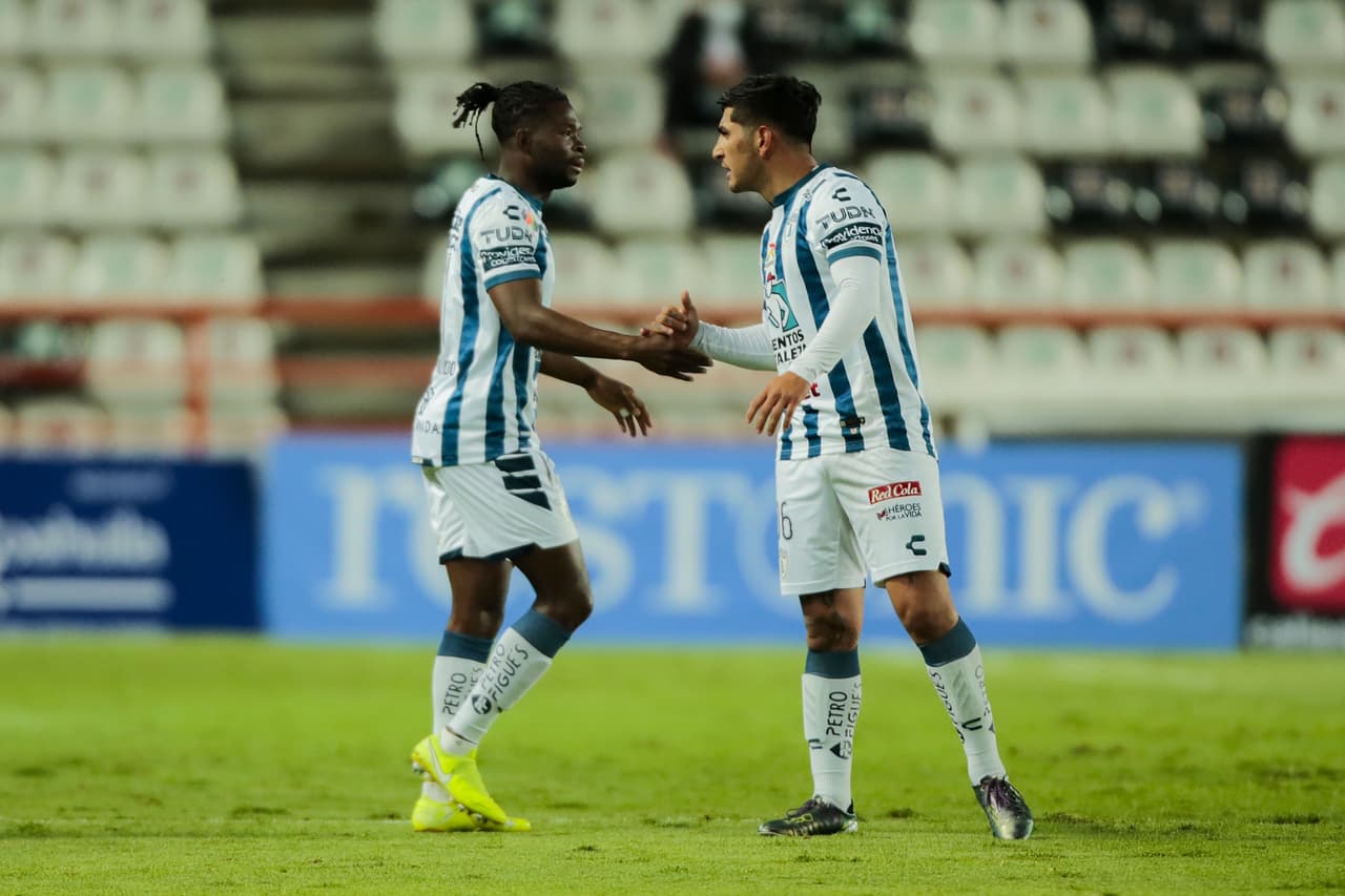 Aviles Hurtado se vuelve a encontrar con el gol y Pachuca consigue tres vlaliosas unidades.
