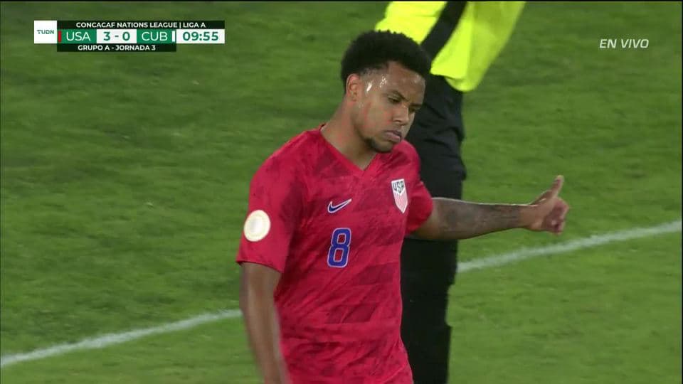 Tiro de esquina para USA