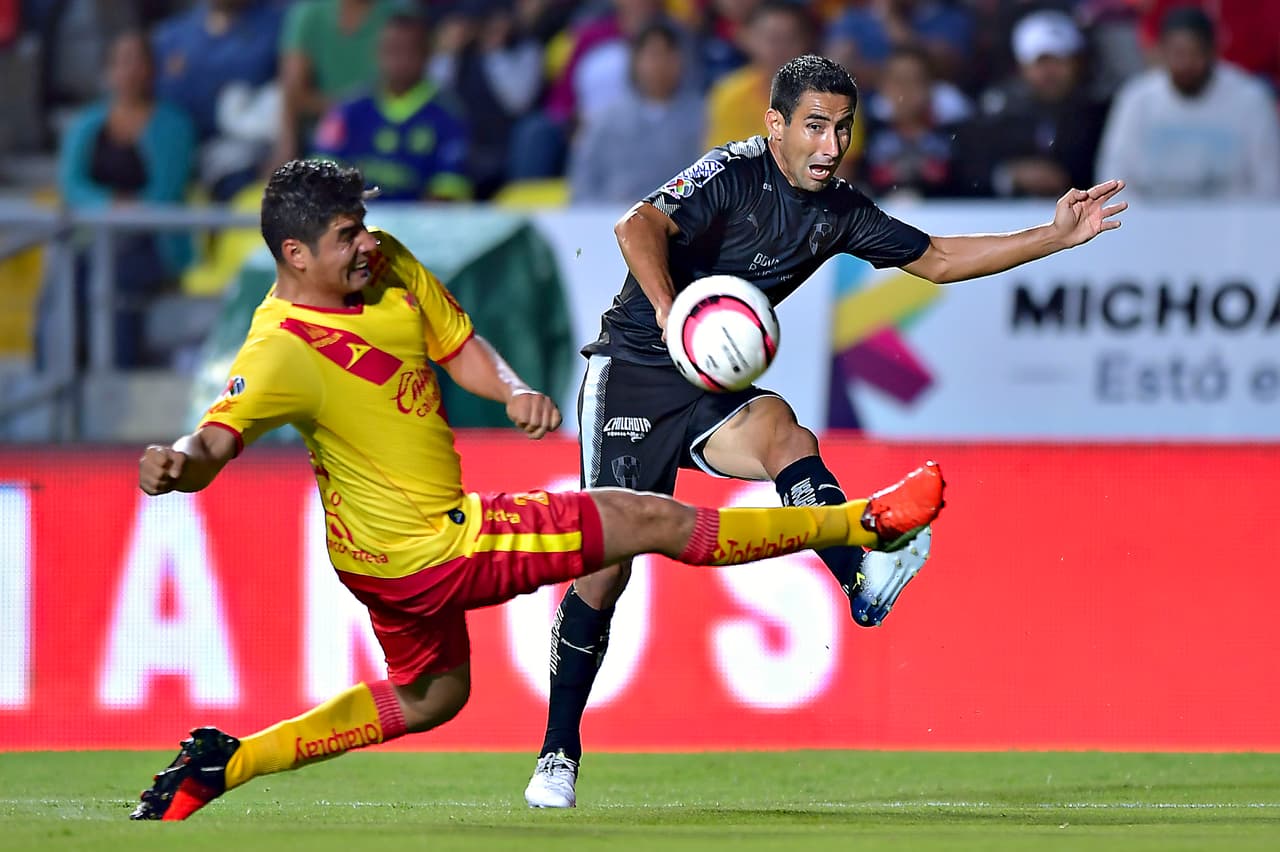 La afición de Monarcas estuvo muy metida en el juego. Fue casi un lleno total con el que agradecieron la permanencia del equipo.