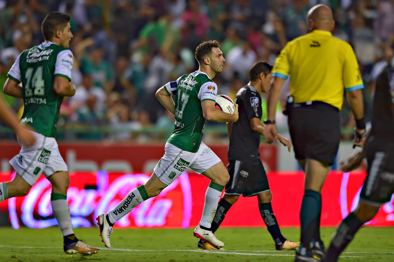 El delantero argentino fue el referente a la ofensiva de los locales, pero sus esfuerzos no fueron suficientes.