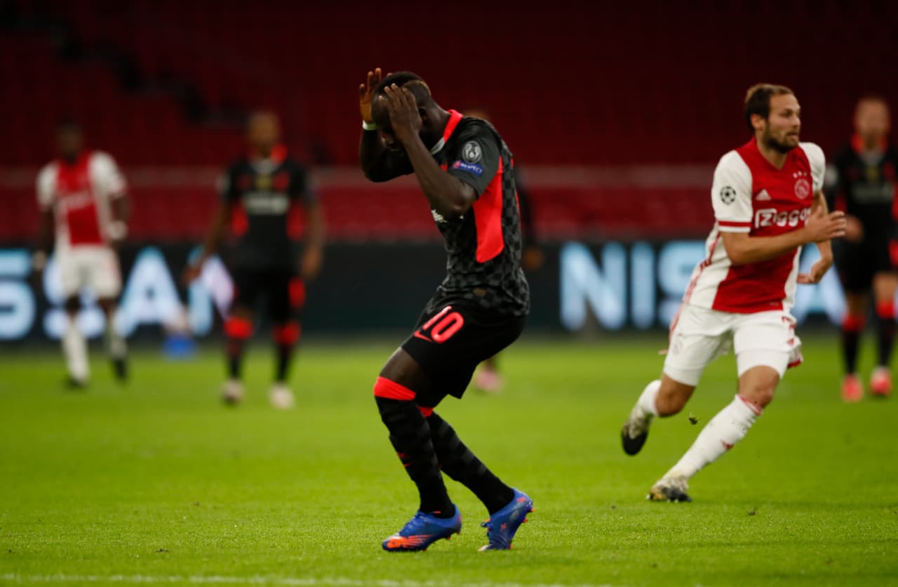 Nicolás Tagliafico (35’) marcó el autgol que definió el encuentro. En la J2 de la Champions League, Ajax se enfrentará al Atalanta y Liverpool hará lo propio con el Midtjylland.
