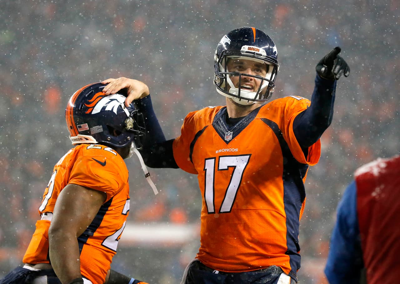 Los Broncos rompieron con la racha ganadora de los Patriots con un marcador en tiempo extra de 30-24. Checa las mejores tomas del sorprendente duelo.