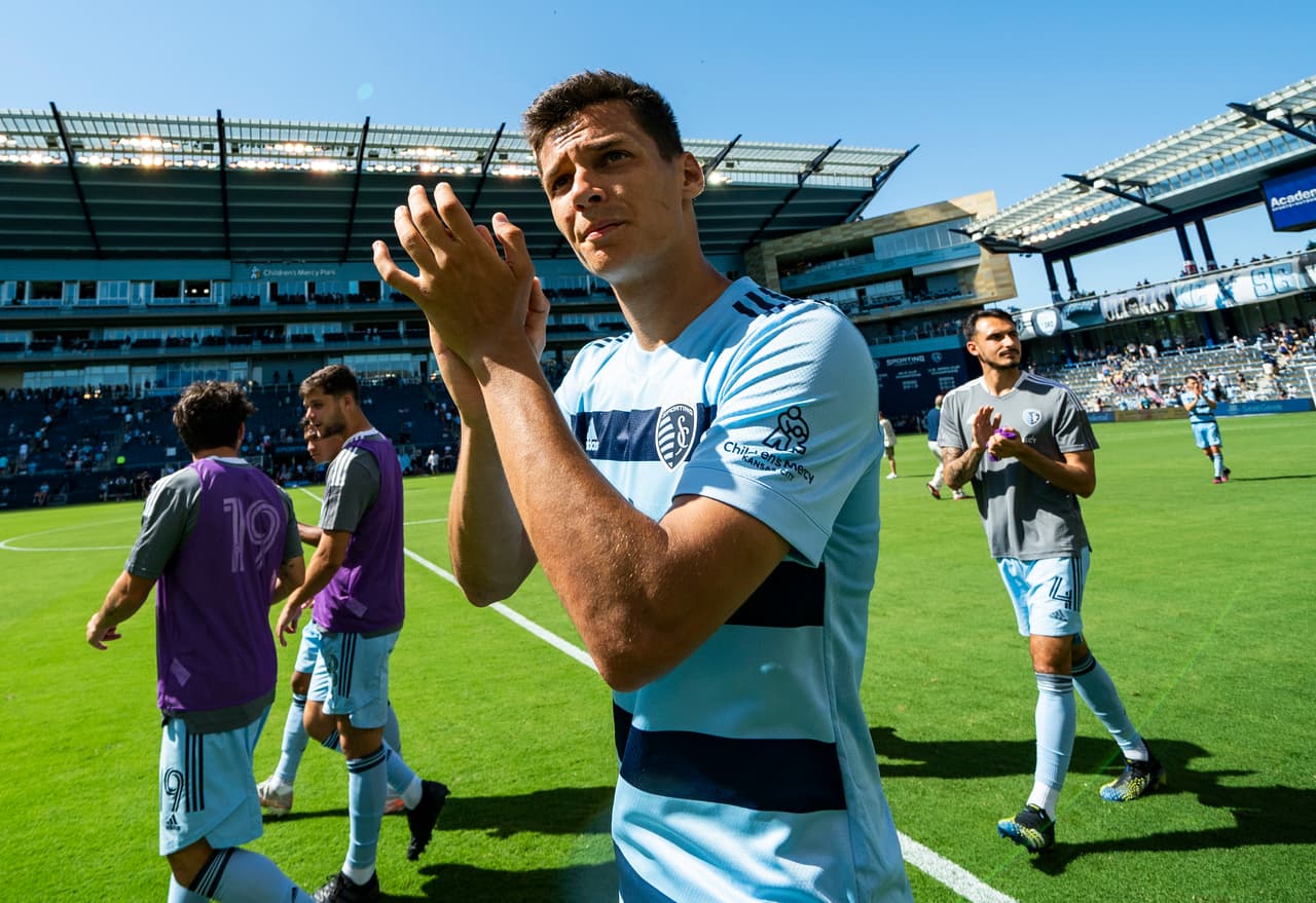 El húngaro Dániel Sallói fue el dueño de la cuota de gol en Sporting Kansas City.
<br>