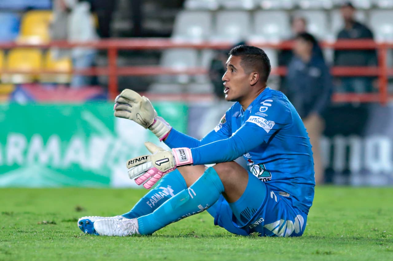 <b>Arquero:</b> Alfonso Blanco (Puebla, 8)