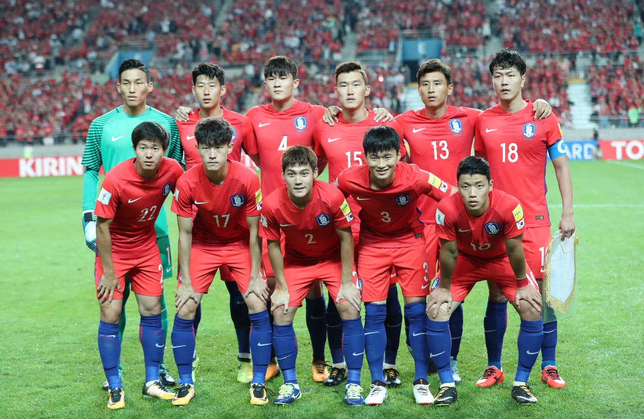 Corea del Sur se salvó al final en el grupo A y clasificó de segundo, luego de estar en peligro contra Siria y Uzbequistán.