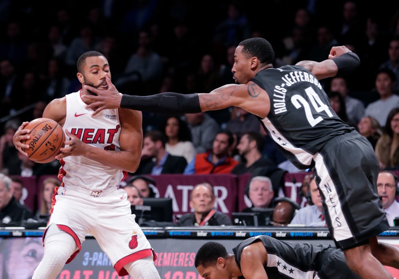 <b>Miami 120-107 Brooklyn</b>. Aún afectados por la severa lesión de Caris LeVert, los Nets no levantan cabeza, suman segundo revés seguido ante el Heat, por quien brilló Tyler Johnson con 24 puntos.