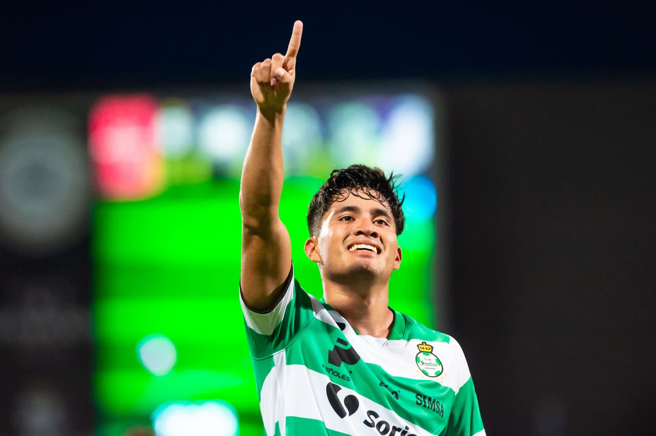 Santos Laguna aseguró una victoria ante Necaxa en el inicio de la Jornada 13 del Apertura 2022 de Liga MX para escalar a la tercera posición general.