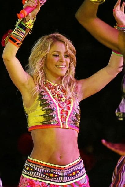 La canción fue lanzada el 28 de abril de 2010 y el 10 de junio de ese año la cantó por primera vez en Soweto, Johannesburgo en el arranque del torneo de fútbol.