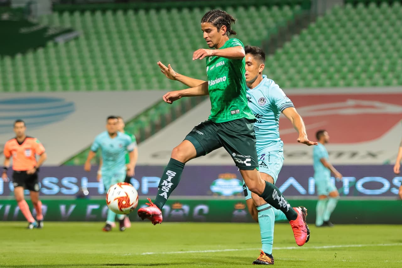 Con goles de Fernando Gorriarán, Josecarlos van Rankin y doblete de Hugo Rodríguez, Los Guerreros aplasstan a Mazatlán en casa.