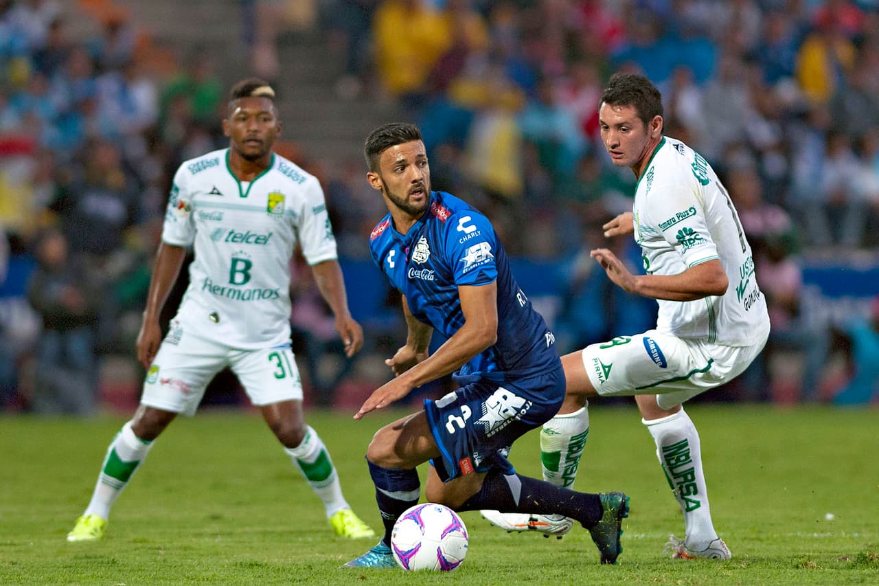 En cuarto lugar tenemos al León, los esmeraldas viven quizás su peor racha en el torneo pues acumulan 3 derrotas seguidas en liga. Ante Puebla Juan Antonio Pizzi decidió dejar en la banca a varios elementos titulares pensando en su juego de Copa MX.