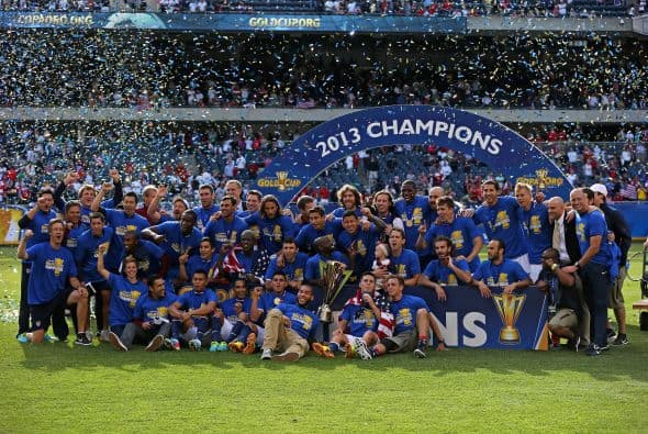 En el norte del continente, Estados Unidos recuperó el calificativo de Gigante de Concacaf, con una eliminatoria convincente y el triunfo en la Copa Oro. Tan fuerte fue su año que hay quienes le ven grandes posibilidades en el 'Grupo de la Muerte' de Brasil 2014.