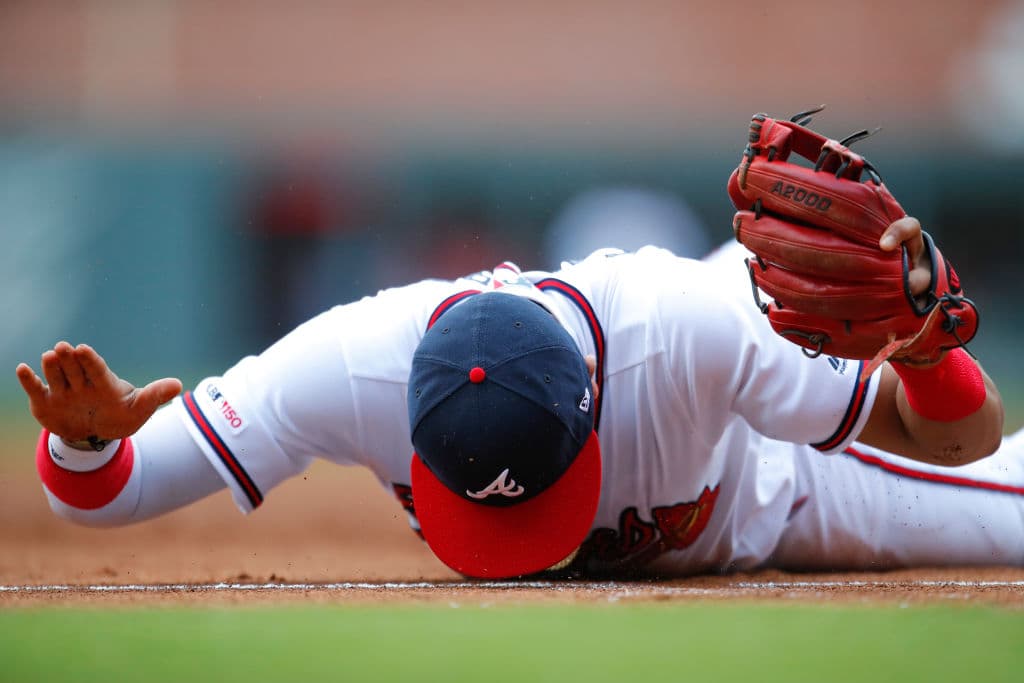 Los Atlanta Braves ahora se colocan con marca de 9-9 y en este encuentro dejaron a nueve corredores estacionados en los senderos.