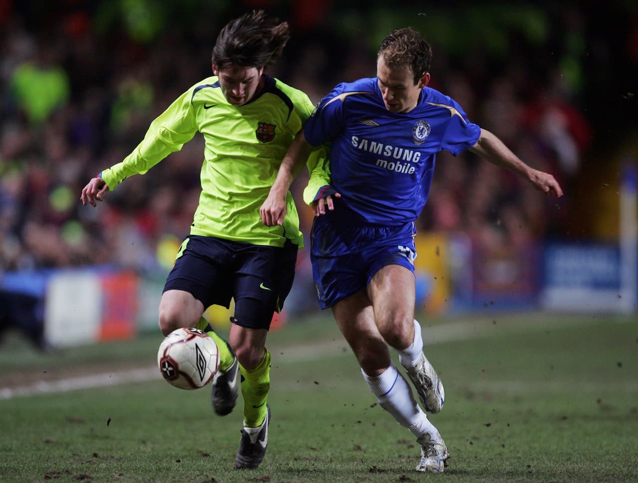 Volviendo con el Barcelona, el argentino tuvo una actuación destacada ante el Chelsea, se convirtió en la figura del equipo al ayudar con su fútbol a que los azulgranas remontaran y ganaran 2-1.