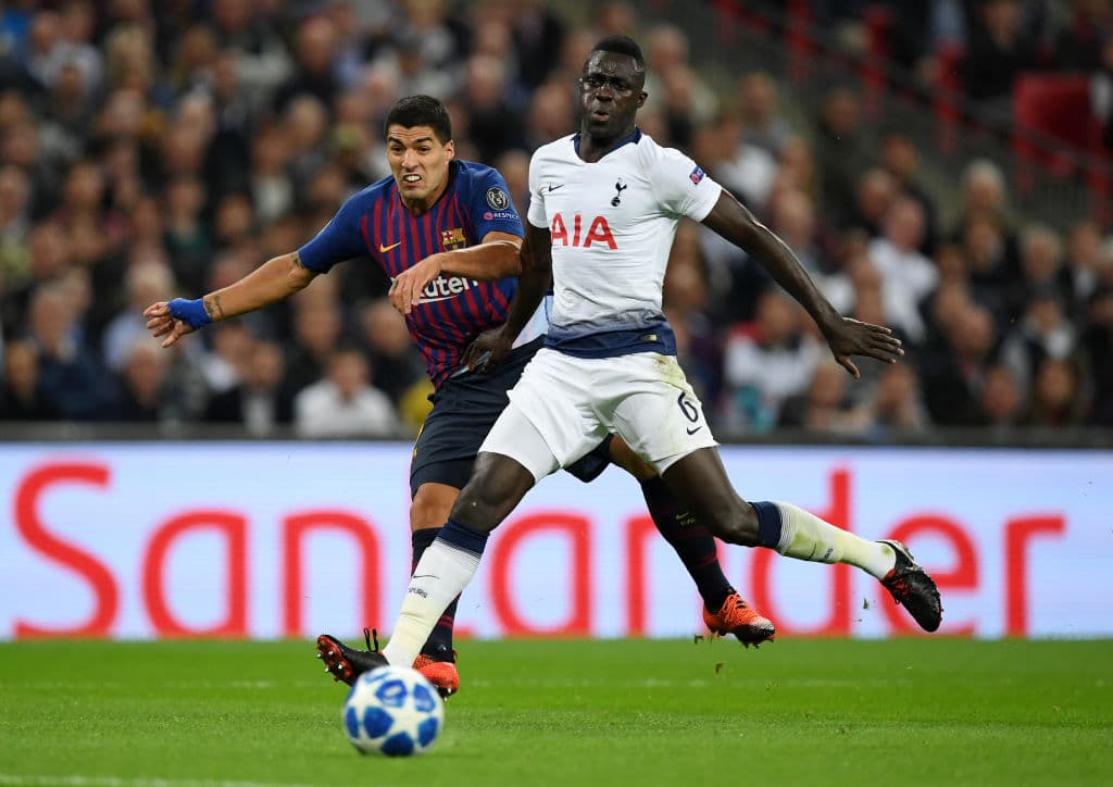 El colombiano Davinson Sánchez fue titular por Tottenham, pero no pudo hacer nada para detener al visitante.