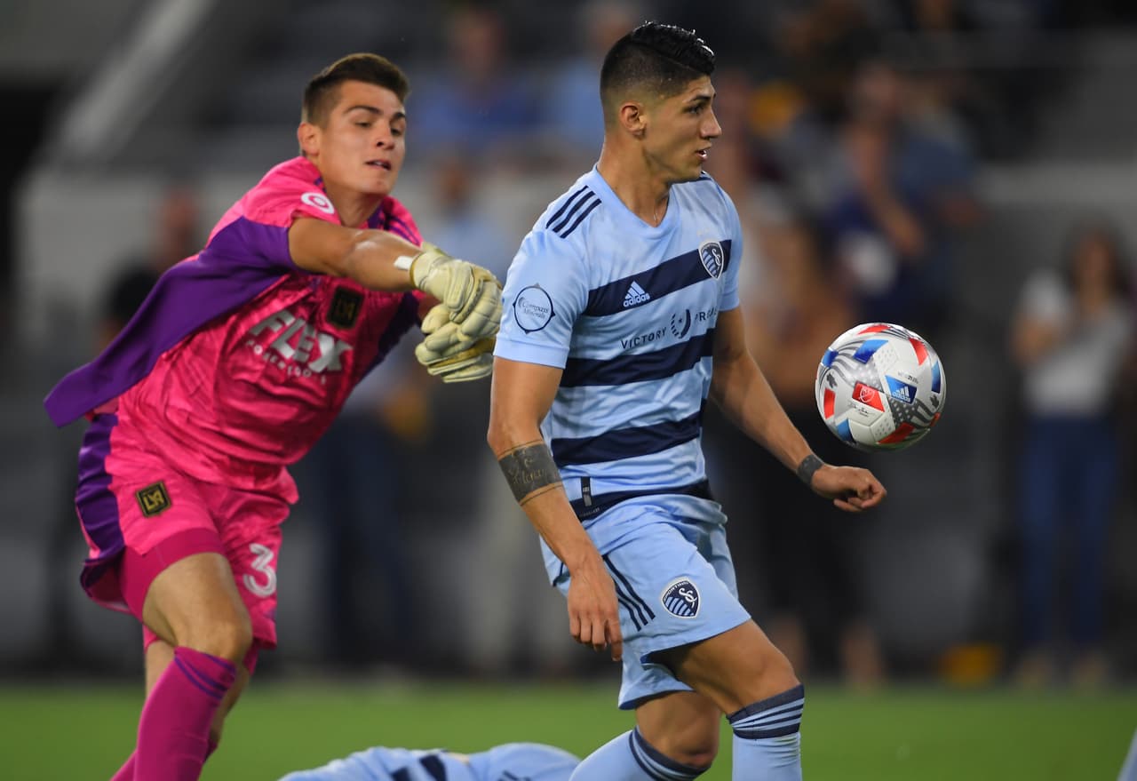 El mexicano fue una amenaza permanente para Los Angeles Football Club.
<br>