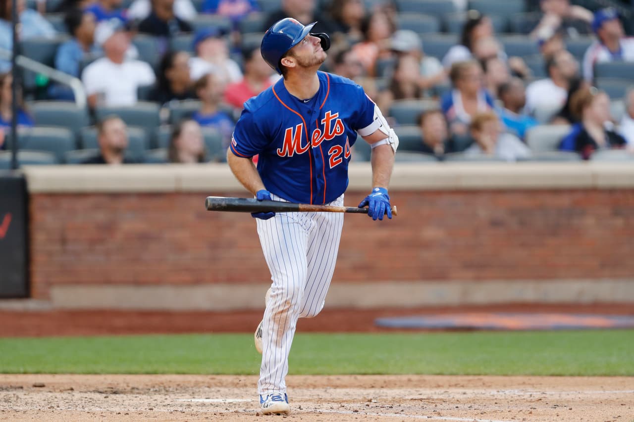 Nadie hizo más jonrones que Pete Alonso, 53, en toda la MLB. El novato ha sorprendido a propios y extraños con su desempeño.