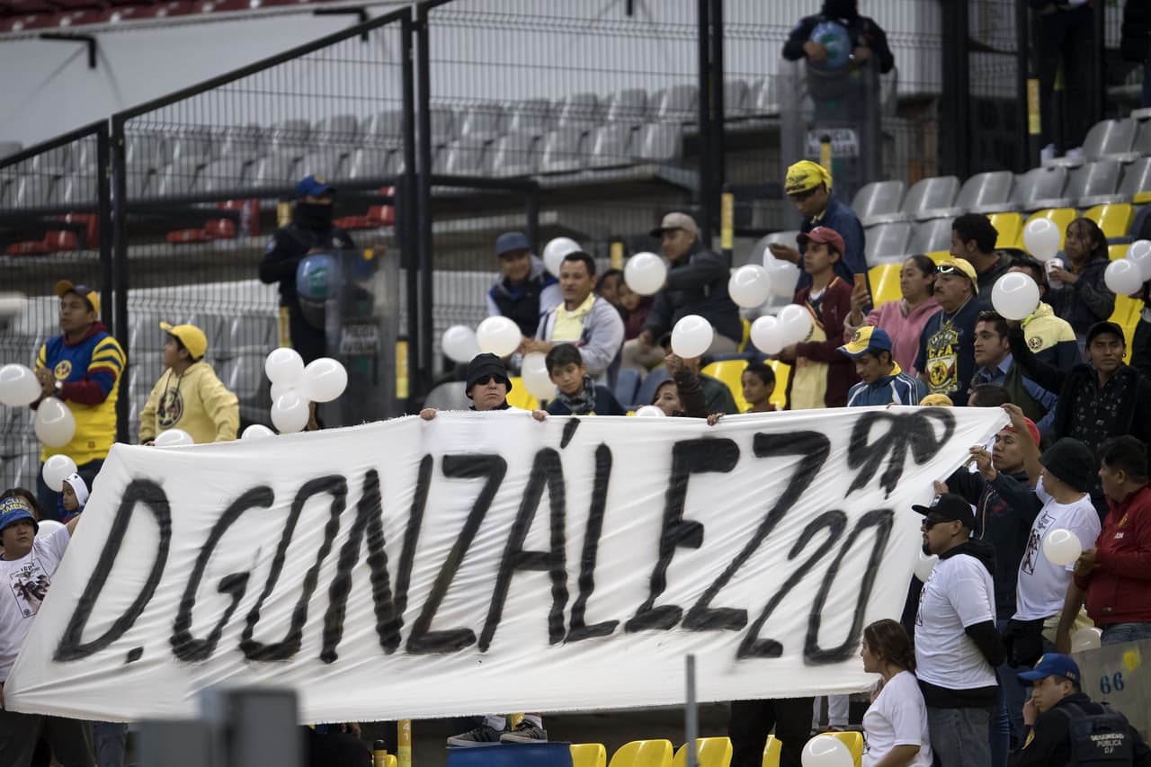 El futbol mexicano rinde homenaje a Diana González