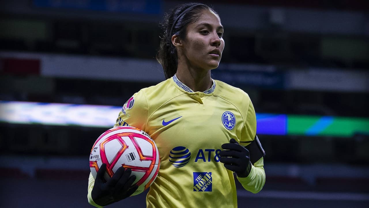 Alison González enfrenta su primer clásico como azulcrema