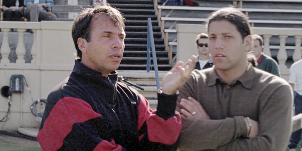 Así lucía por ese entonces quien hoy es el entrenador con mayor cantidad de títulos de liga en Major League Soccer.