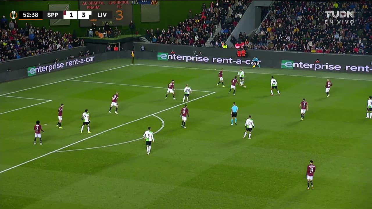 ¡GOL!  anota para Liverpool. Luis Díaz