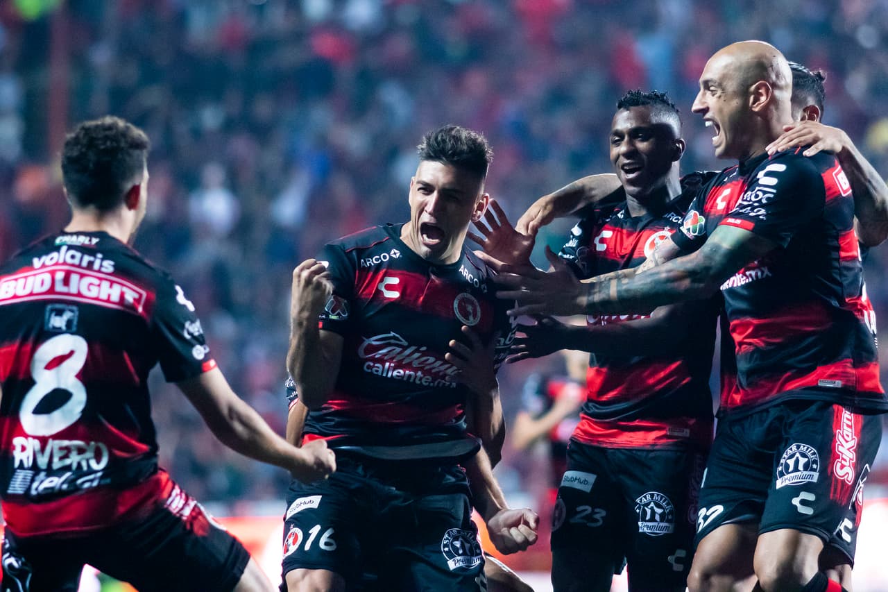 Diego Bragheri (57'), Miler Bolaños (59'), Ariel Nahuelpán (68') y Gustavo Bou (72') fueron los cuatro anotadores en la goleada del equipo fronterizo ante la Franja.